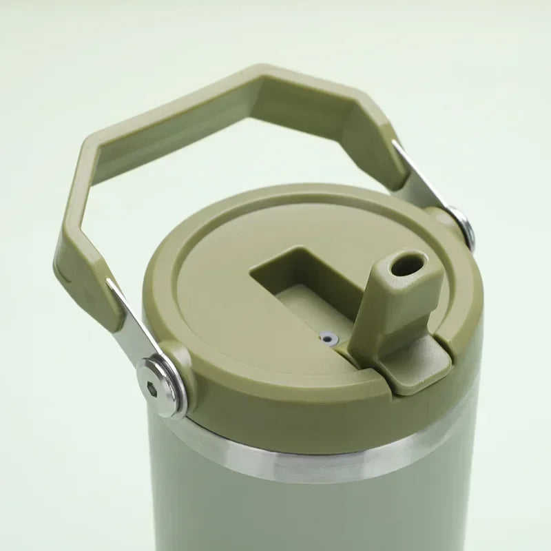 Borraccia Termica in Acciaio con Manico e Coperchio – 600/900 ml